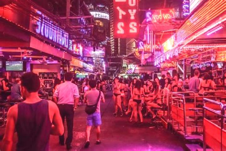 Eleanor, 22 — Escort in Lan Krabue, Thailand