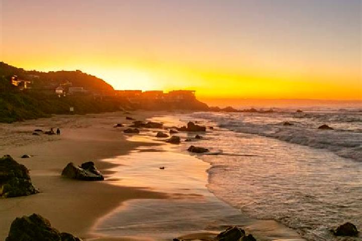 Eleanor, 22 — Escort in Sunset Beach, South Africa