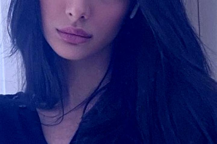Eleanor, 23, a black dark-eyed middle eastern companion based in Neu Kosenow. Offering Massage, Travel Companion, OWO. Available for incall and outcall, day ...