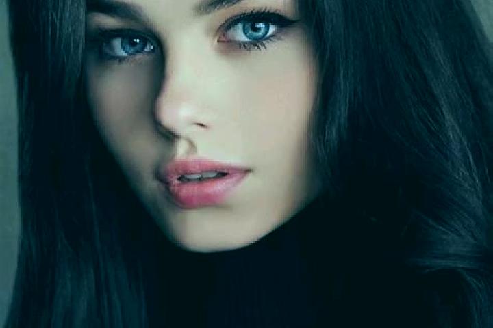 Eleanor, 23, a black dark-eyed slavic companion based in Taoxi. Offering Girlfriend Experience, OWO, Erotic Massage, Party Girl, Overnight. Available for inc...