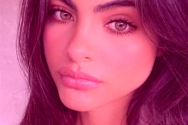 Eleanor, 23, a black hazel-eyed caribbean companion based in East Pecos. Offering CIM, BDSM. Available for incall and outcall, day and evening dates.