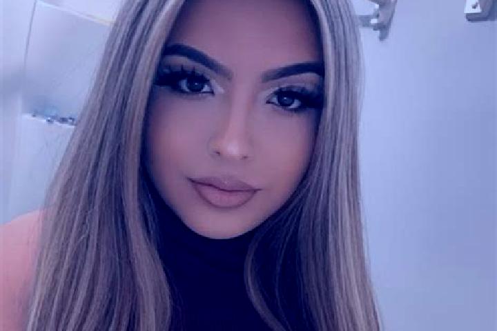 Eleanor, 23, a blonde amber-eyed latina companion based in Manaus. Offering Dinner Date, Prostate Massage, Domination. Available for incall and outcall, over...
