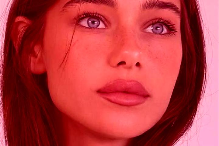 Eleanor, 23, a brunette blue-eyed caribbean companion based in Sessa Aurunca. Offering Overnight, Party Girl, Fetish, Roleplay. Available for incall and outc...