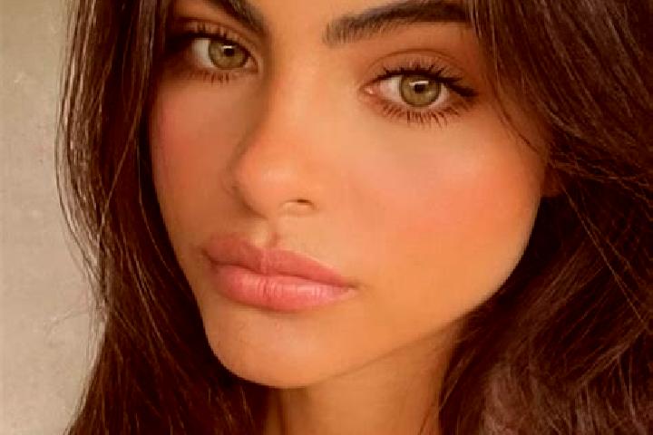 Eleanor, 23, a brunette green-eyed middle eastern companion based in Totoltepec. Offering Massage, CIM, OWO, Deep French Kissing. Available for incall and ou...