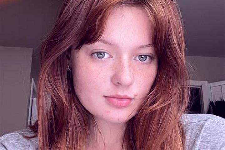Eleanor, 23, a chestnut grey-eyed indian companion based in Auf der Horst. Offering Domination, CIM, Massage. Available for incall and outcall, day and eveni...