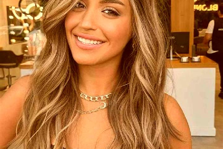 Eleanor, 23, a dark blonde dark-eyed caribbean companion based in Tarhjicht. Offering Massage, Erotic Massage, Prostate Massage, Overnight. Available for inc...