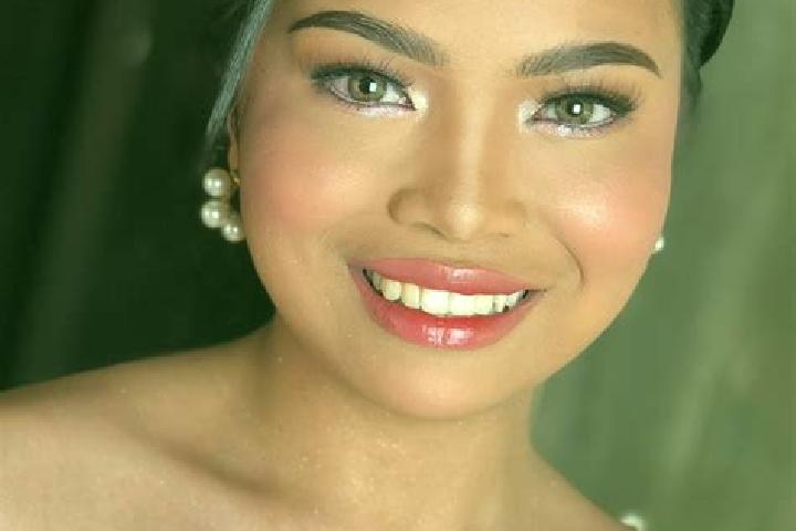 Eleanor, 23 — Escort in Banquero, Philippines