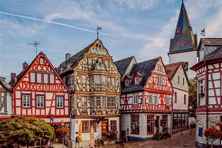 Eleanor, 23 — Escort in Idstein, Germany