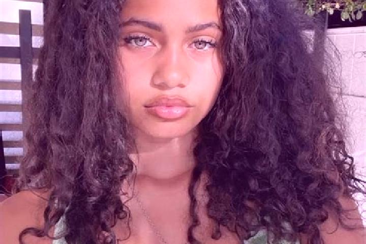 Eleanor, 24, a black green-eyed mixed companion based in Sombrerete Grande. Offering Couples, Deep French Kissing, Domination. Available for incall and outca...