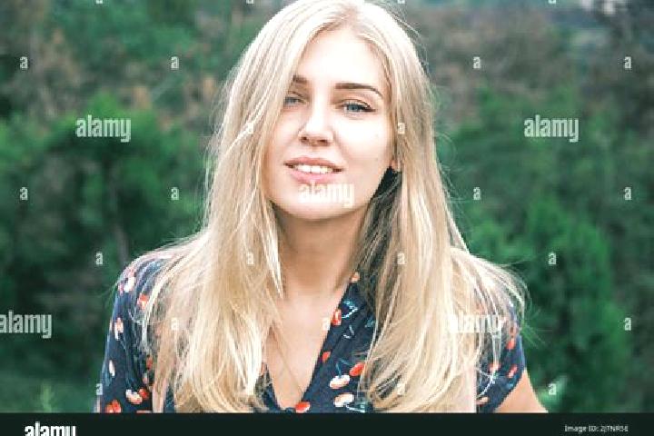 Eleanor, 24, a blonde blue-eyed middle eastern companion based in Gross Niendorf. Offering Dinner Date, Prostate Massage, Couples, OWO, Overnight. Available ...