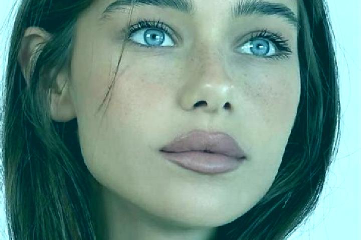 Eleanor, 24, a brunette brown-eyed middle eastern companion based in Eckartsau. Offering BDSM, Domination, Couples. Available for incall and outcall, overnig...
