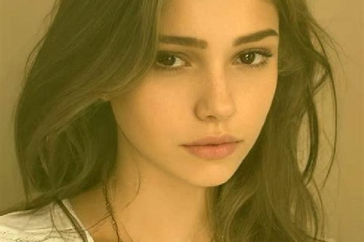 Eleanor, 24, a chestnut dark-eyed slavic companion based in Rosa. Offering BDSM, Party Girl, Duos, Striptease. Available for incall and outcall, day and even...