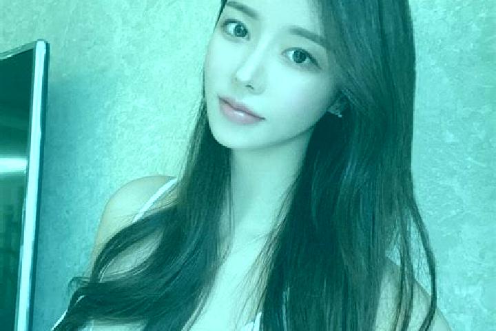 Eleanor, 24 — Escort in Dahe an, China