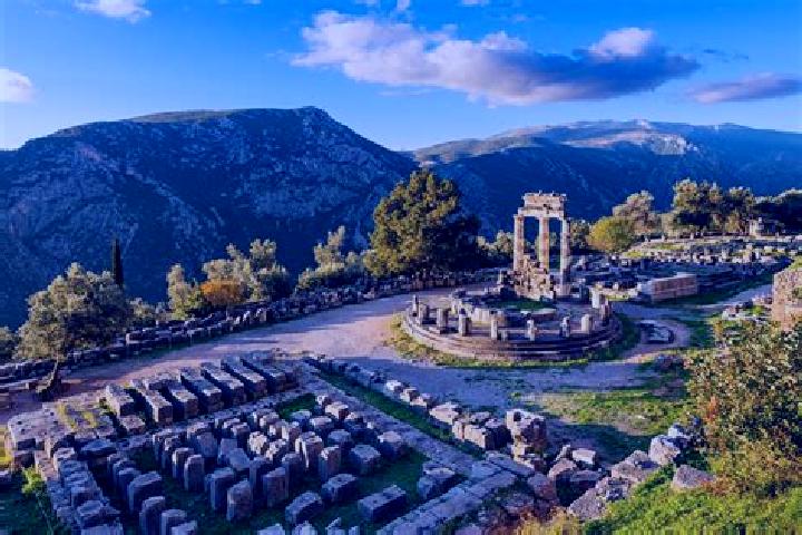 Eleanor, 24 — Escort in Delphi, Greece