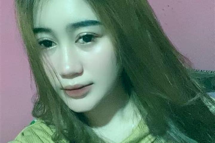 Eleanor, 24 — Escort in Jakenan, Indonesia