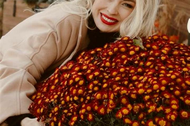 Eleanor, 24 — Escort in Kremenchuk, Ukraine