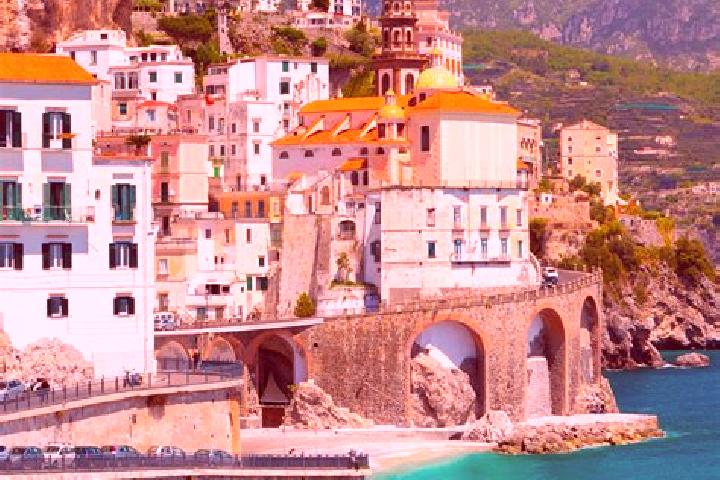 Eleanor, 24 — Escort in Merlino, Italy
