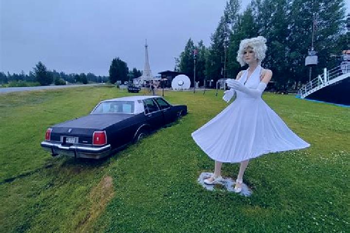 Eleanor, 24 — Escort in Nivala, Finland
