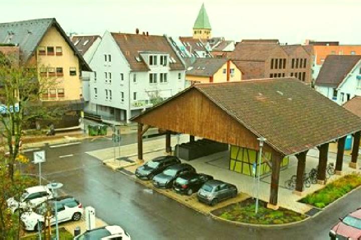 Eleanor, 24 — Escort in Pleidelsheim, Germany