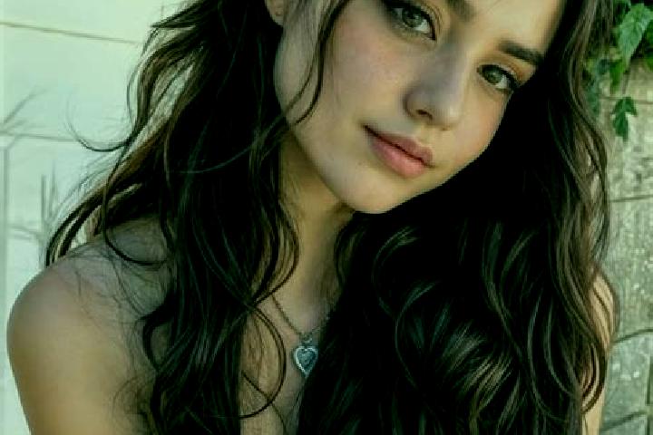 Eleanor, 25, a auburn hazel-eyed middle eastern companion based in Quixinge. Offering Prostate Massage, A-Level, Erotic Massage, Fetish, Girlfriend Experienc...