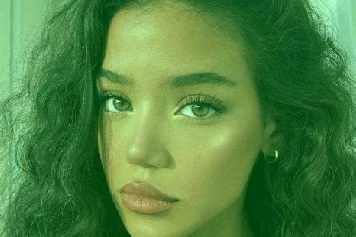 Eleanor, 25, a black brown-eyed caribbean companion based in Borgo Hermada. Offering Dinner Date, GFE, Girlfriend Experience, 69. Available for incall and ou...