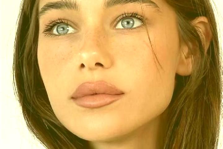 Eleanor, 25, a brunette grey-eyed asian companion based in Le Pechereau. Offering Girlfriend Experience, CIM, Erotic Massage, Overnight. Available for incall...