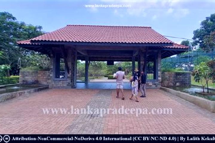 Eleanor, 25 — Escort in Hambantota, Sri Lanka