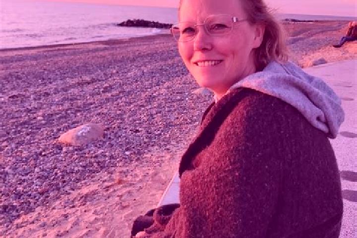 Eleanor, 25 — Escort in Maribo, Denmark