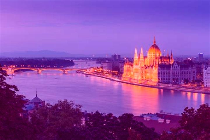 Eleanor, 25 — Escort in Nagykovacsi, Hungary