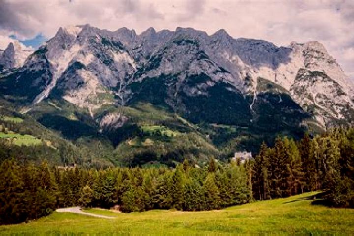 Eleanor, 25 — Escort in Werfen, Austria