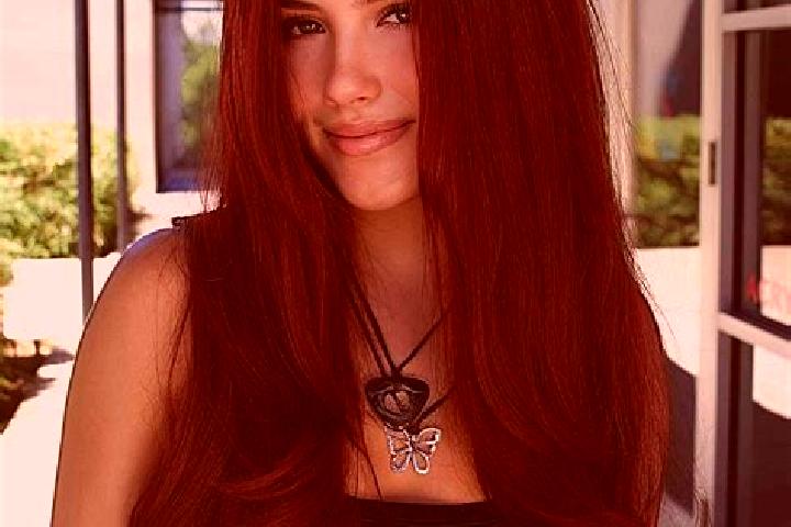 Eleanor, 26, a auburn brown-eyed indian companion based in Mafhaq. Offering Overnight, Fetish, GFE, CIM. Available for incall and outcall, day and evening da...