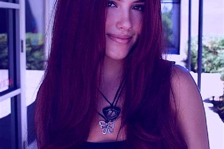 Eleanor, 26, a auburn brown-eyed latina companion based in Barbigha. Offering Domination, Dinner Date, Overnight. Available for incall and outcall, overnight...