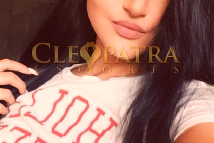 Eleanor, 26, a black grey-eyed mediterranean companion based in Vay. Offering Prostate Massage, Tantra, GFE, Overnight, Fetish. Available for incall and outc...