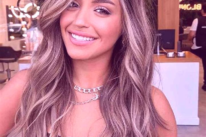 Eleanor, 26, a blonde dark-eyed middle eastern companion based in Promontogno. Offering Duos, Girlfriend Experience, Couples, Domination, CIM. Available for ...
