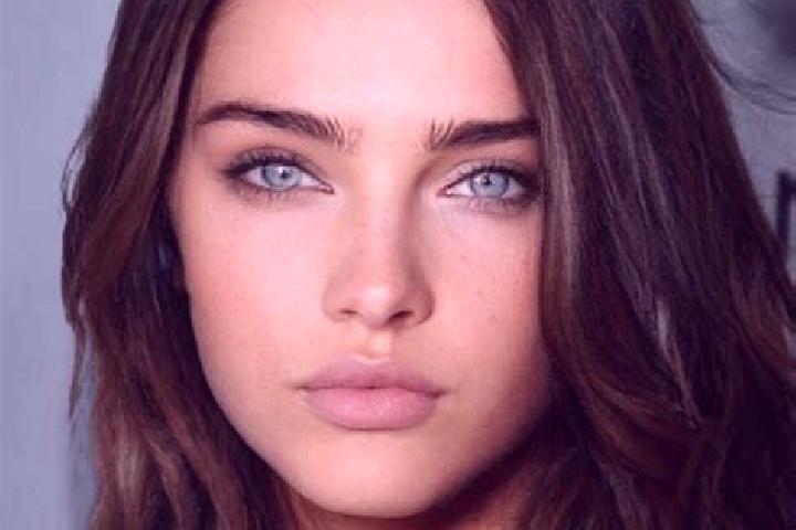 Eleanor, 26, a brunette blue-eyed mixed companion based in Heredia. Offering Erotic Massage, Striptease, OWO, Deep French Kissing, Overnight. Available for i...