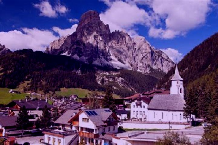 Eleanor, 26 — Escort in Corvara in Badia, Italy
