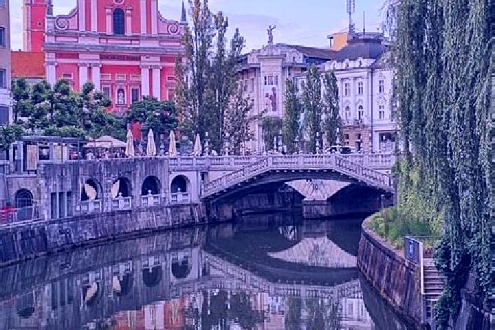 Eleanor, 26 — Escort in Pristava, Slovenia
