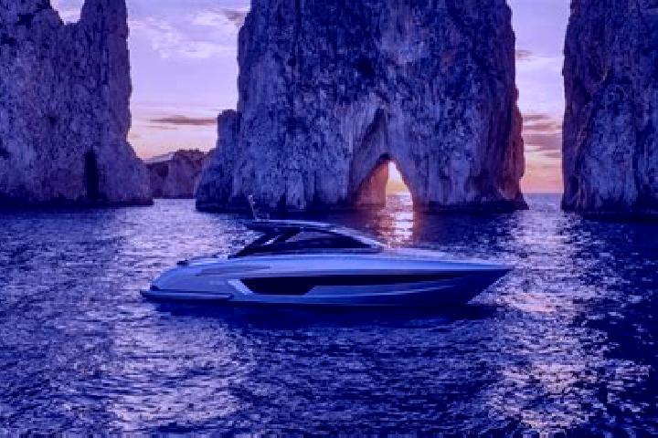 Eleanor, 26 — Escort in Riva, Italy