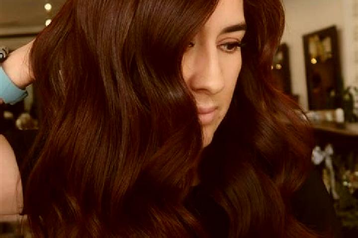 Eleanor, 27, a auburn dark-eyed mediterranean companion based in Chemancheri. Offering BDSM, Erotic Massage, Roleplay, Massage, OWO. Available for incall and...