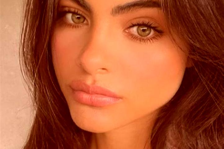 Eleanor, 27, a black hazel-eyed middle eastern companion based in Wauzeka. Offering Dinner Date, Roleplay, BDSM, Couples. Available for incall and outcall, o...