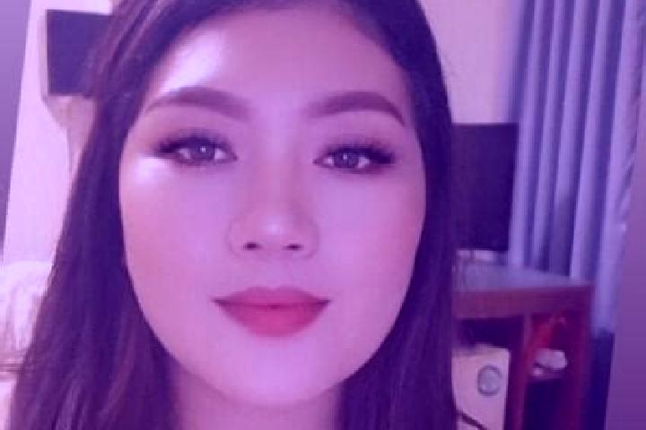 Eleanor, 27, a brunette grey-eyed asian companion based in Yunle. Offering Couples, 69, Prostate Massage. Available for incall and outcall, day and evening d...