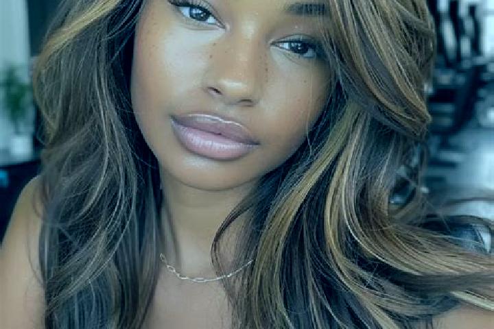 Eleanor, 27, a dark blonde brown-eyed caribbean companion based in Caprezzo. Offering Fetish, 69, Deep French Kissing, GFE. Available for incall and outcall,...