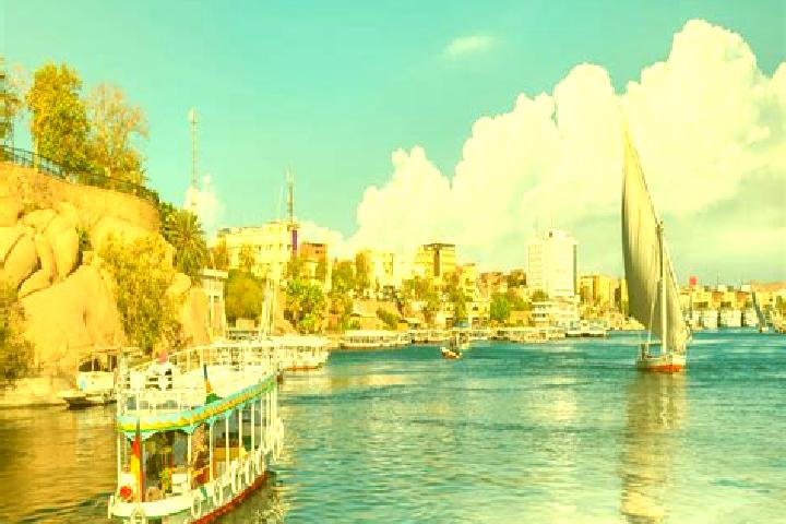 Eleanor, 27 — Escort in As Salahat, Egypt