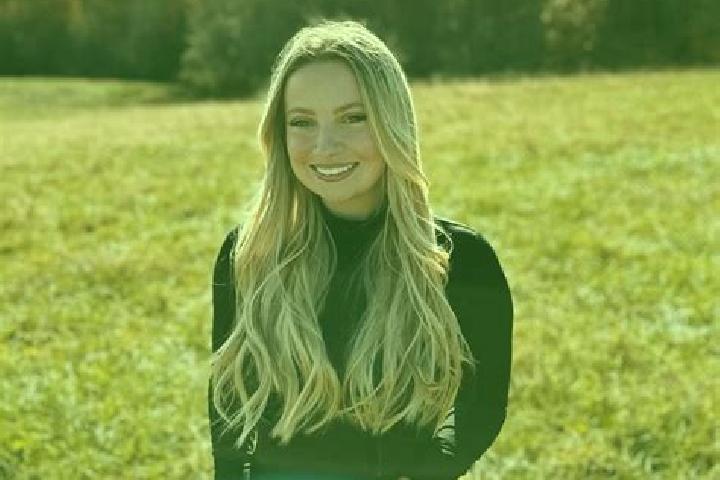 Eleanor, 27 — Escort in Coker, United States
