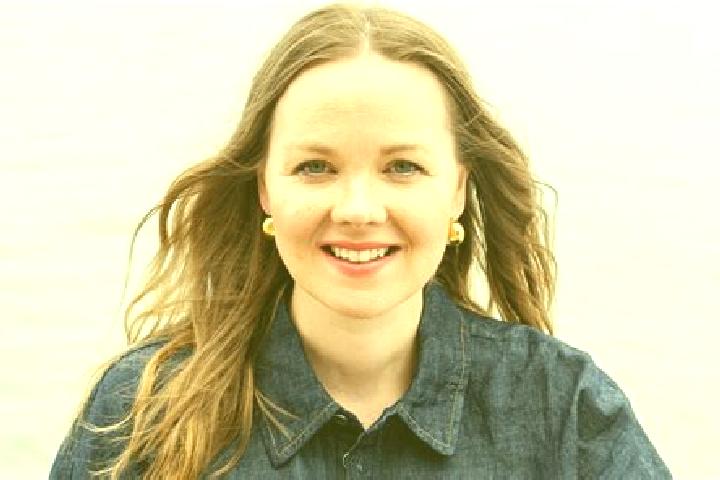 Eleanor, 27 — Escort in Djurmo, Sweden