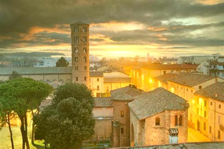 Eleanor, 27 — Escort in Pisignano, Italy