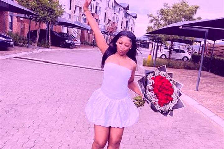 Eleanor, 27 — Escort in Ratholo, Botswana