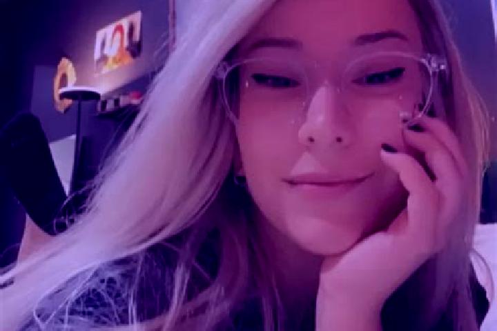 Eleanor, 28, a blonde dark-eyed ebony companion based in Selva di Progno. Offering Tantra, Erotic Massage, Dinner Date, Striptease, Roleplay. Available for i...