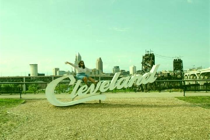 Eleanor, 28 — Escort in Cleveland, Canada