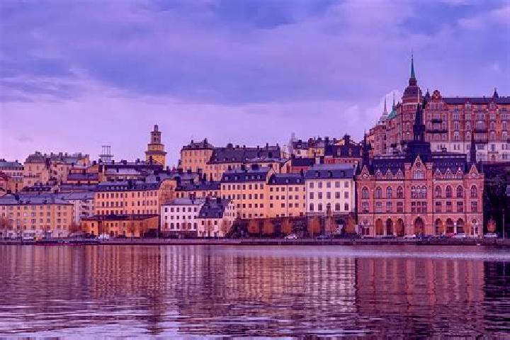 Eleanor, 28 — Escort in Latorpsbruk, Sweden